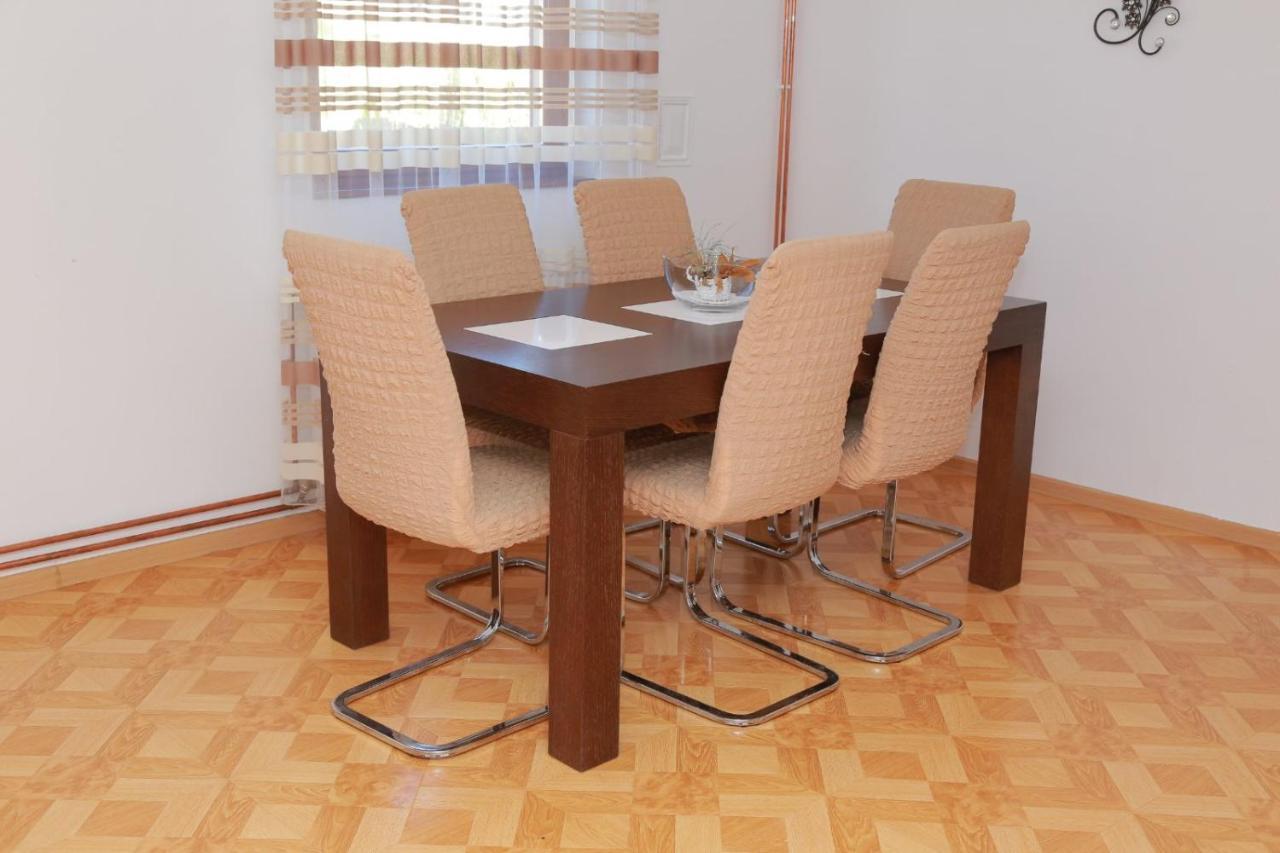 Vila Viktori Pirot Extérieur photo