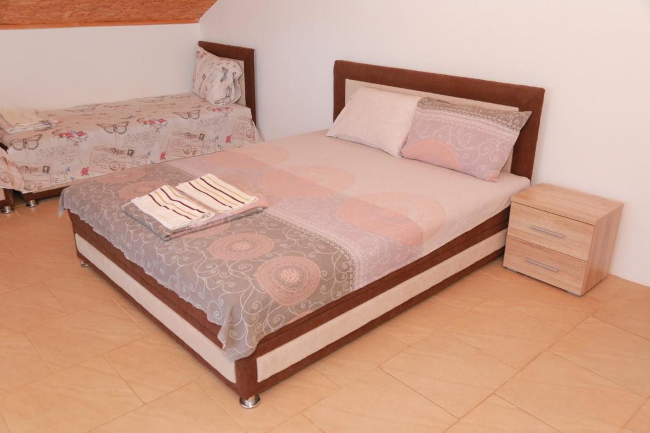 Vila Viktori Pirot Extérieur photo