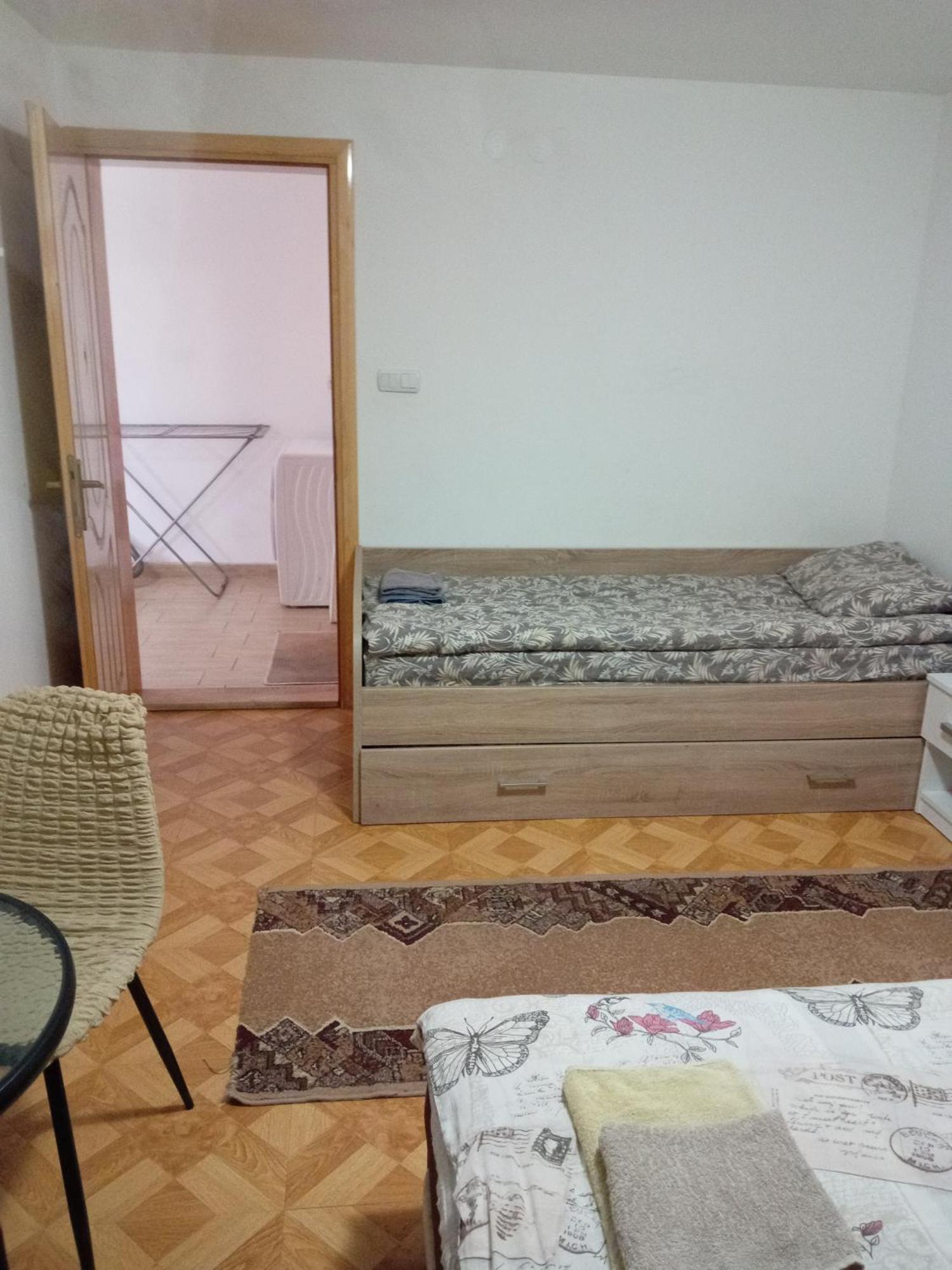 Vila Viktori Pirot Extérieur photo